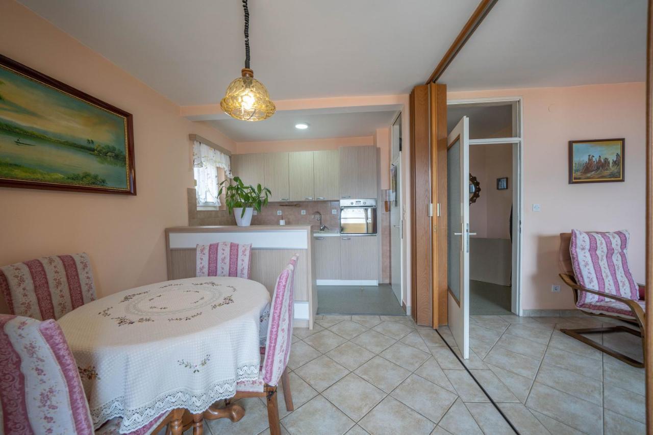 Seaside Serenity: 2-Bedroom Apartment With Boka Bay View Kotor Ngoại thất bức ảnh