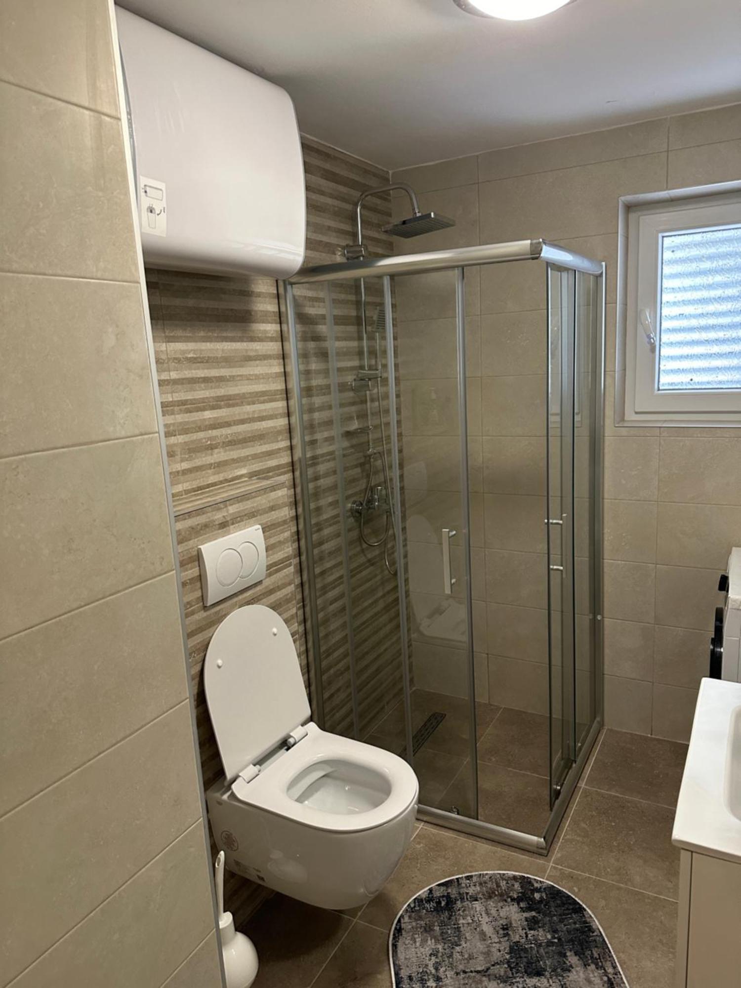 Seaside Serenity: 2-Bedroom Apartment With Boka Bay View Kotor Ngoại thất bức ảnh